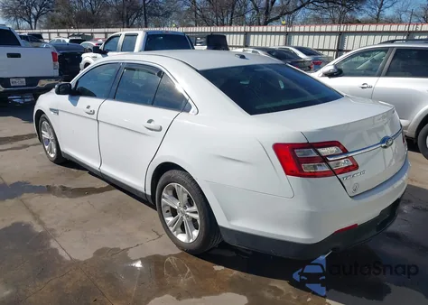 2018 Ford Taurus Se z USA, uszkodzony, nr VIN 1FAHP2D88JG109184